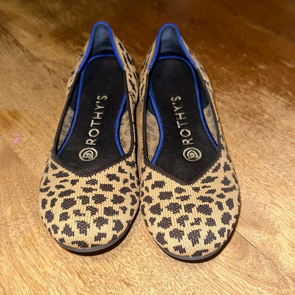 Rothy’s Leopard print round toe flats